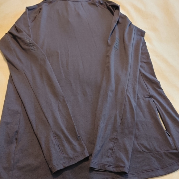 Adidas Climalite running top - Picture 4 of 7